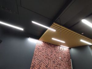 Монтаж кубообразної рейки в місті Ірпінь